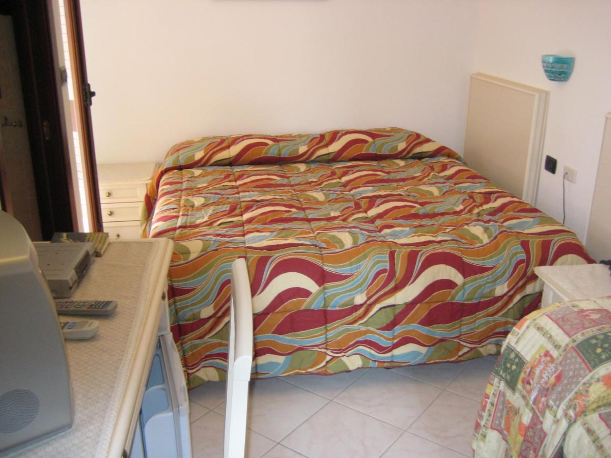 Scano Comfort Inn Santa Teresa Gallura Exterior foto